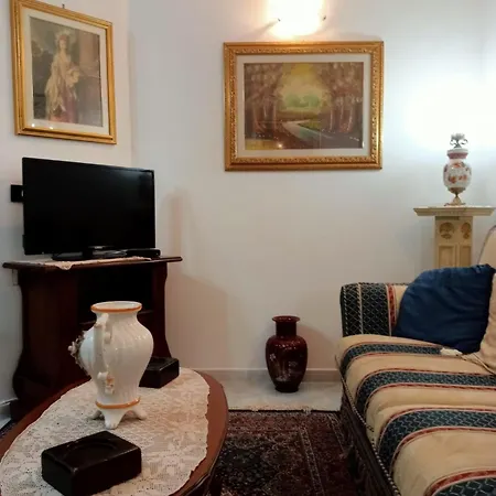 Apartment Casa Vacanze La Dimora Preziosa